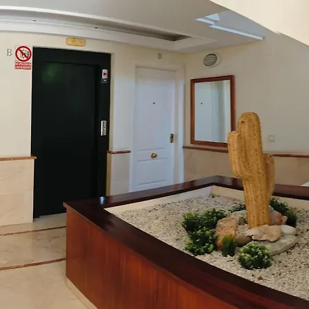 Flamenco Rose Apartment *