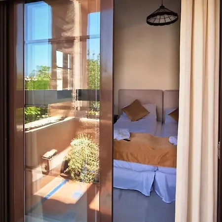Flamenco Rose Apartment Estepona