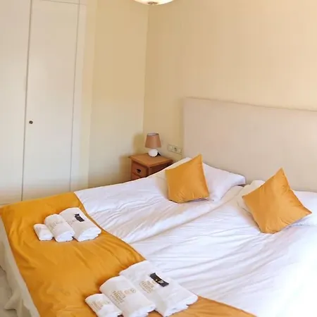 Flamenco Rose Apartment *