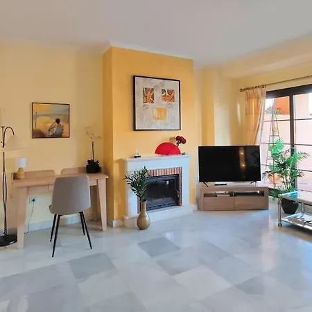Flamenco Rose Apartment Estepona